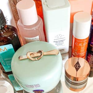 فروشگاه لوازم آرایشی و بهداشتی در خلخال