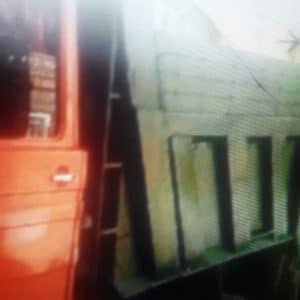 حمل نخاله در شاهین شهر اصفهان خاک باغچه